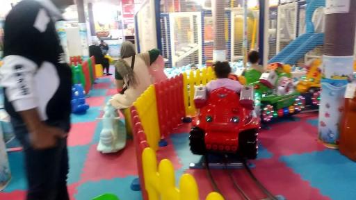 عکس خانه بازی توییتی