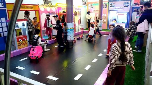 عکس خانه بازی توییتی