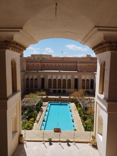 عکس خانه تاریخی آقازاده