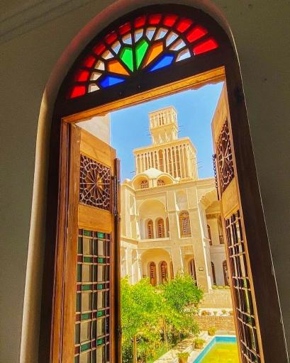 عکس خانه تاریخی آقازاده