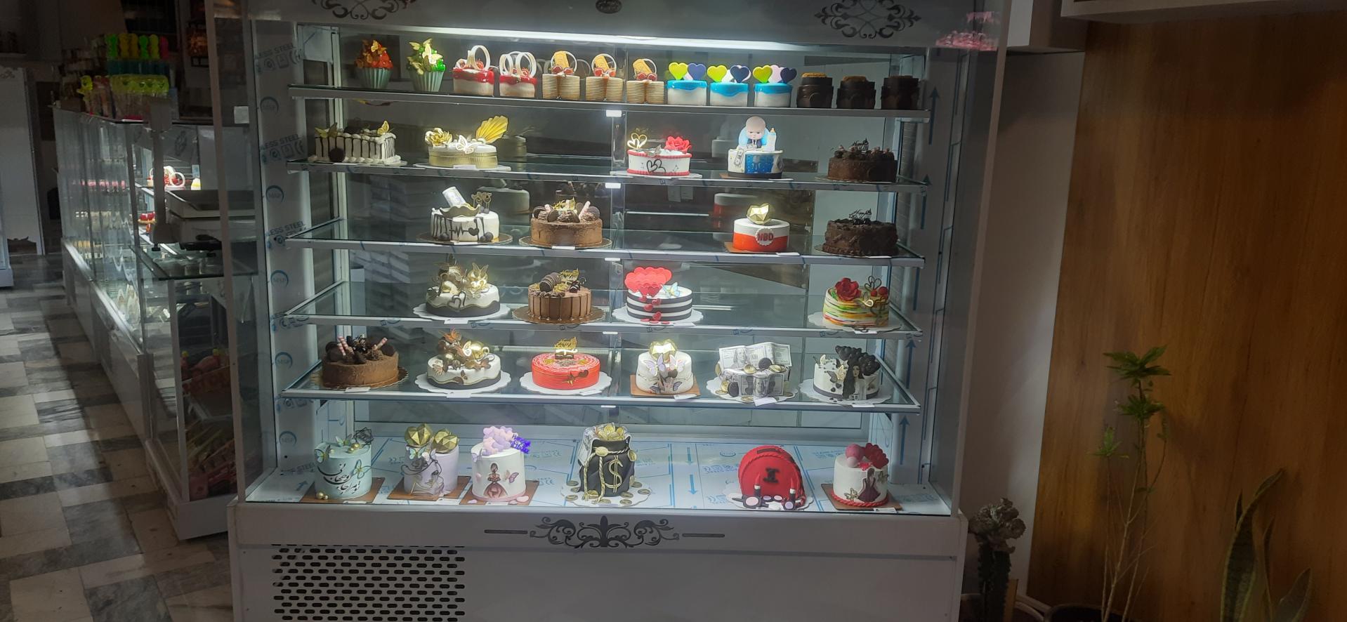 عکس شیرینی و شکلات وانیلا