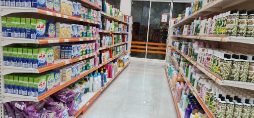 عکس فروشگاه اتکا استاد فرشچیان