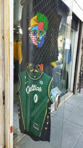 عکس پوشاک یک