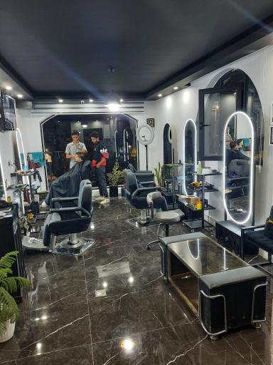 آرایشگاه گریم کده