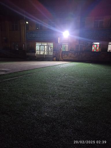 عکس دبیرستان دوره دوم هاشمی نژاد 4