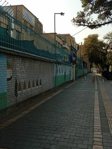 عکس دبیرستان دوره دوم هاشمی نژاد 4