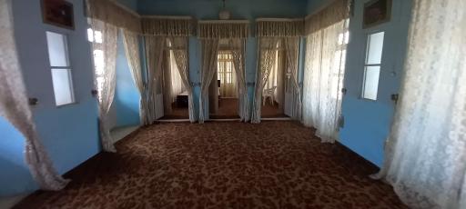 عکس قلعه تاریخی حاجی آباد دستگرد