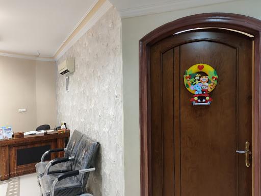 عکس دکتر فرزانه زمانی (متخصص اطفال و نوزادان)