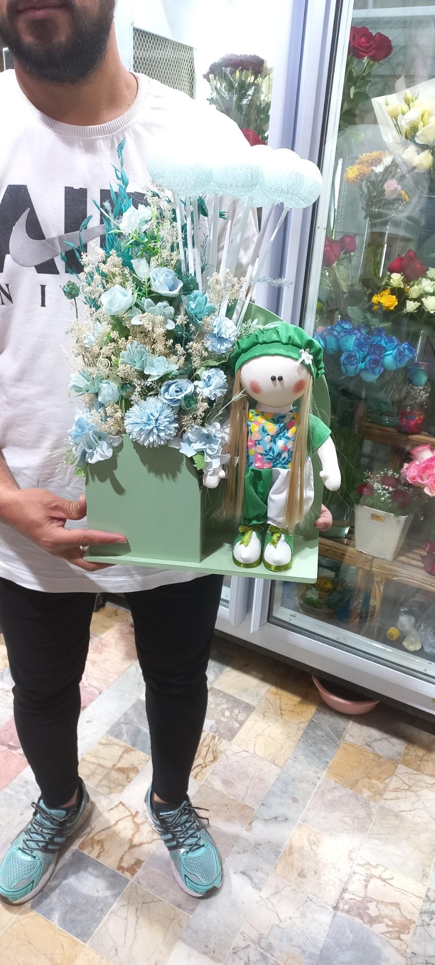 عکس گل فروشی همیشه سبز 