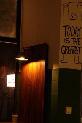 عکس کافه دی نی