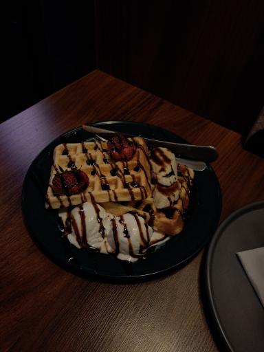 عکس کافه دی نی