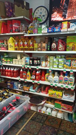 عکس سوپر مارکت هشت