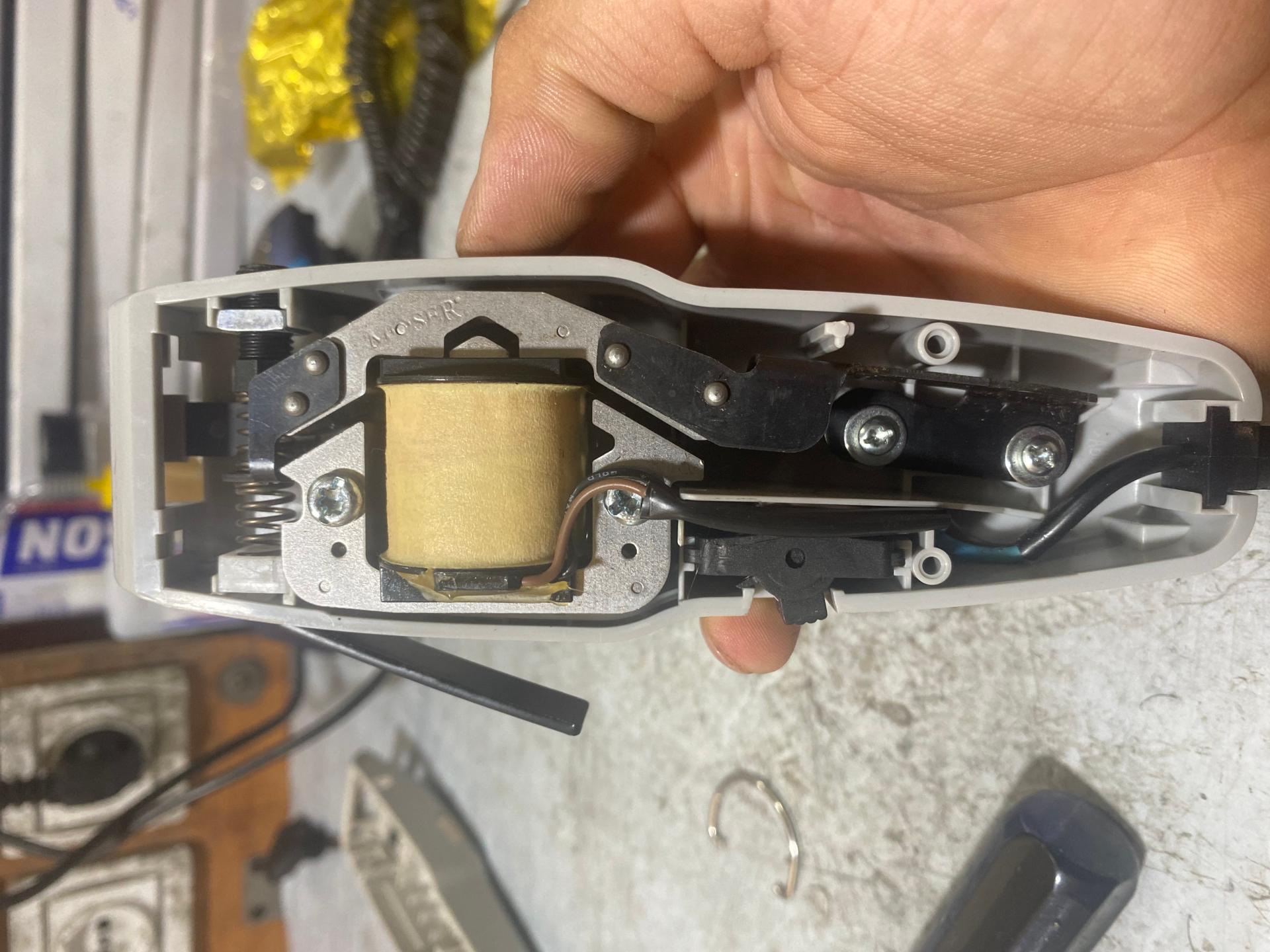 عکس تعمیرگاه لوازم خانگی و آرایشی چارسو