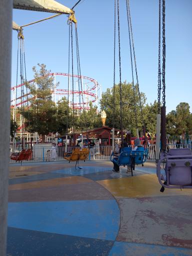 عکس شهربازی پارک ملت