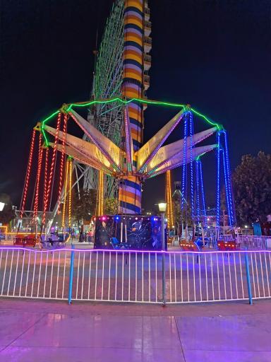 عکس شهربازی پارک ملت