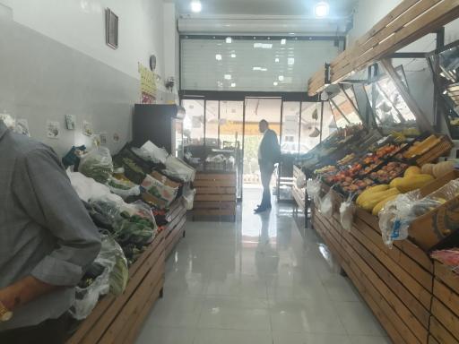 عکس میوه فروشی عمو بهرام