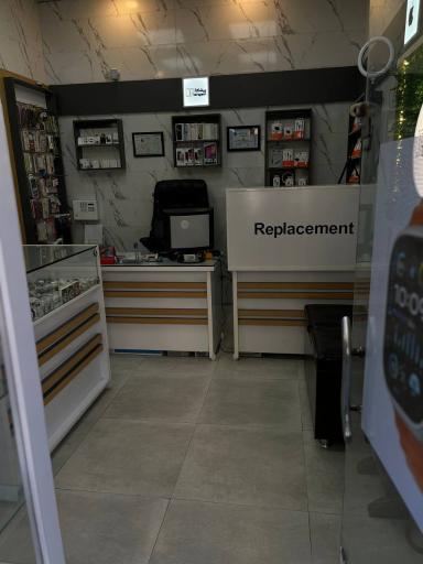 فروشگاه موبایل پیشگام