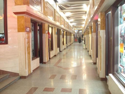 عکس بازارچه مسجد جامع زهرا