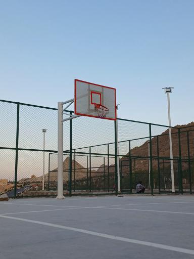 عکس زمین بسکتبال خضر نبی 