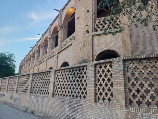 عکس کاروانسرای معین التجار