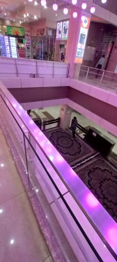 عکس مجتمع برق و الکترونیک سبحان