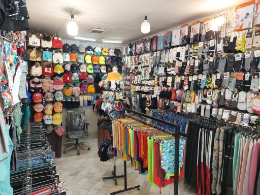 عکس جوراب و لباس زیر تیک