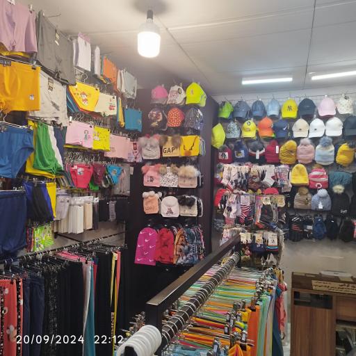 جوراب و لباس زیر تیک