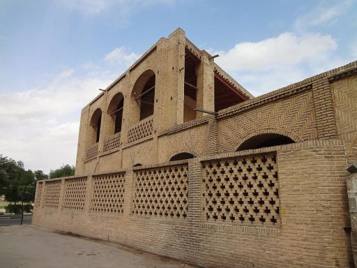 کاروانسرای معین التجار