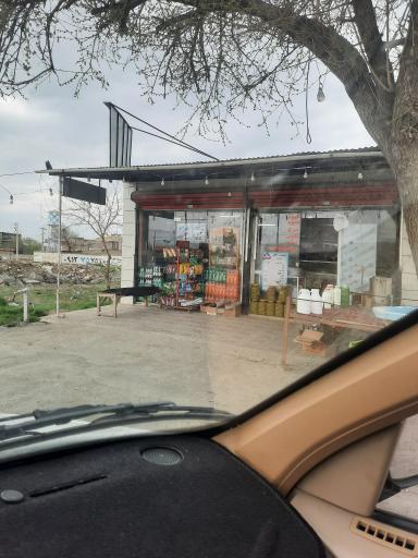 عکس بستنی سنتی و آبمیوه لبنیات مزرعه