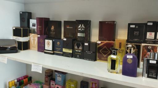 عکس خانه پوشاک ورساچه 