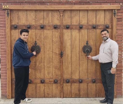 عکس مهمان پذیر مزینی