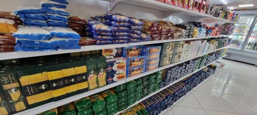 عکس لبخند مارکت