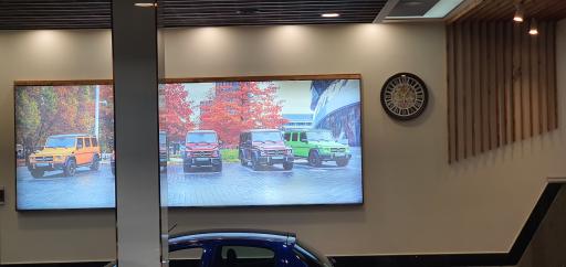 عکس نمایشگاه اتومبیل کهنموئی 