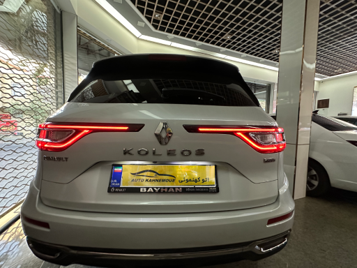 عکس نمایشگاه اتومبیل کهنموئی 