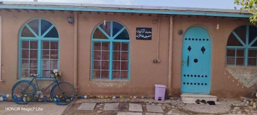 اقامتگاه بومگردی مجدم 