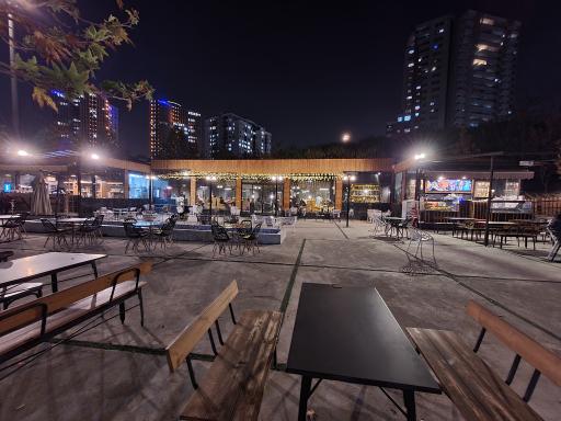 عکس کافه رستوران لیانو 