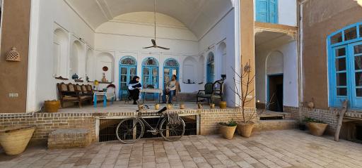 عکس دبیرستان جامعه تعلیمات اسلامی افشار