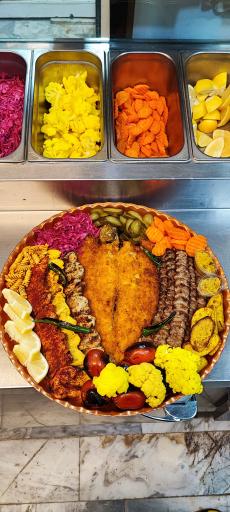 عکس کترینگ پانیذ (شعبه مرکزی)