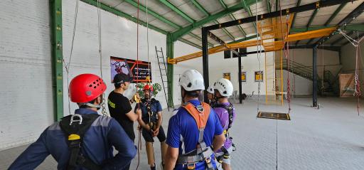 عکس مرکز آموزش تخصصی امداد و نجات و کار در ارتفاع کیاوش