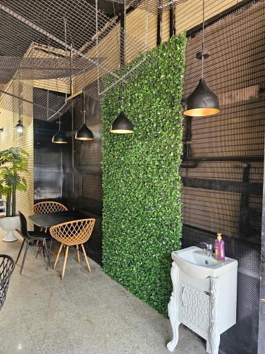 عکس کافه صبحانه  و رستوران بیزینس