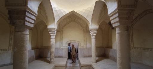 عکس حمام تاریخی باغ نشاط لارستان 