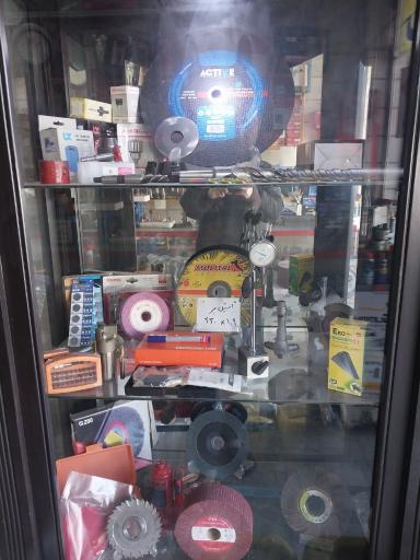 عکس فروشگاه ابزار ملکی