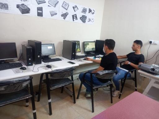 عکس آموزشگاه کامپیوتر و حسابداری عصرنو