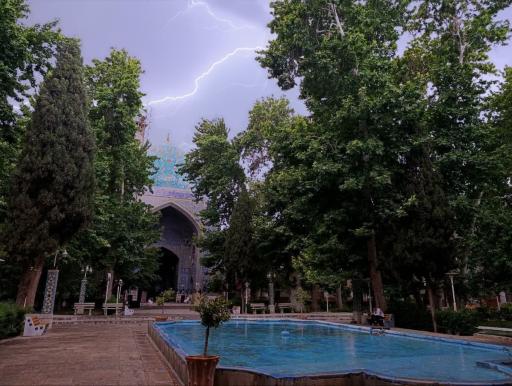 عکس حوزه علمیه امام صادق چهارباغ