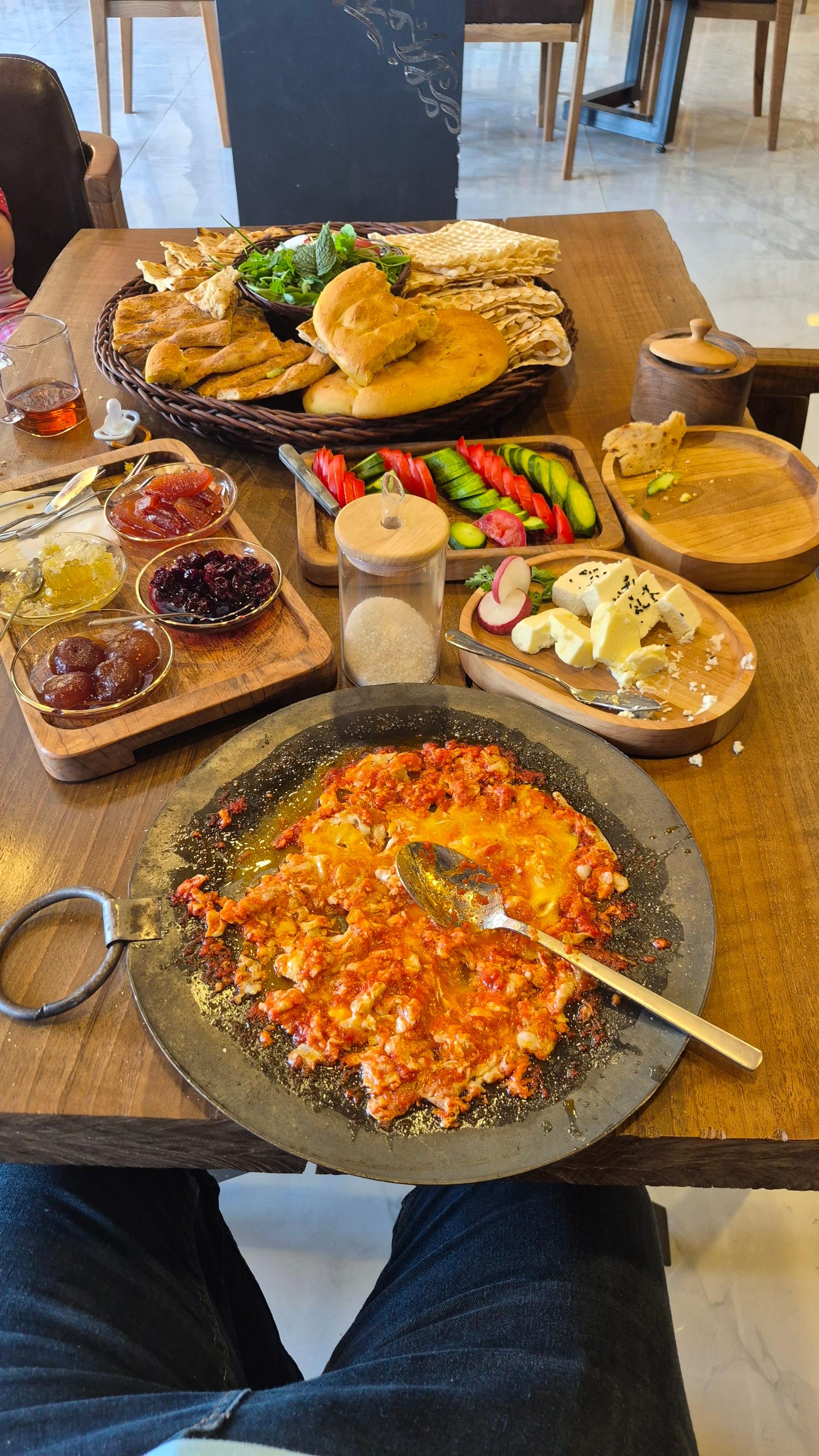 عکس هتل سنتی دوانزده سوار 