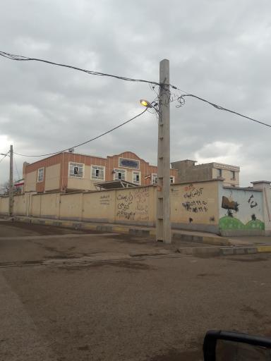 عکس دبیرستان دخترانه دوره اول ایزدپناهی