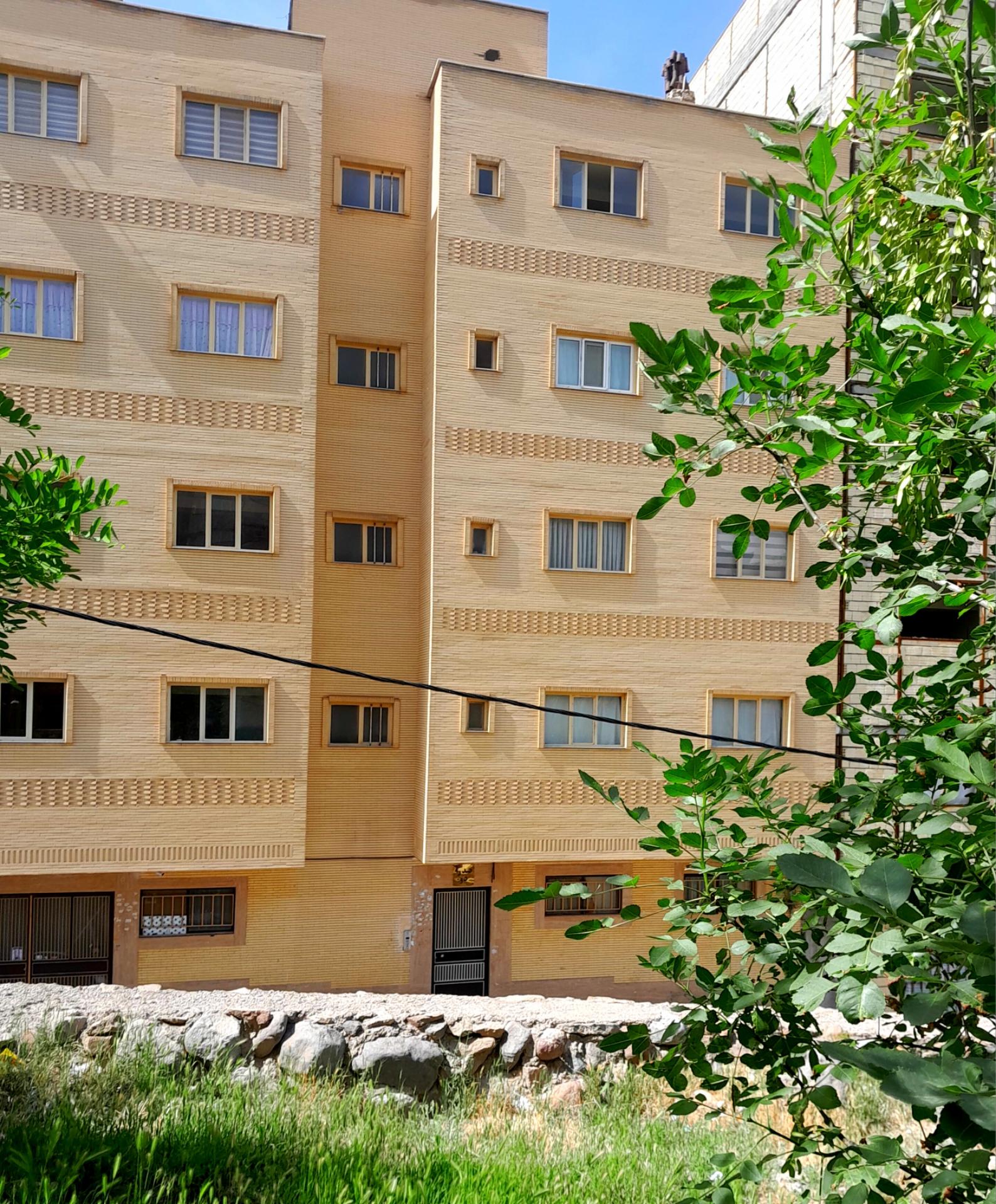 عکس مجتمع مسکونی صدرا ۲