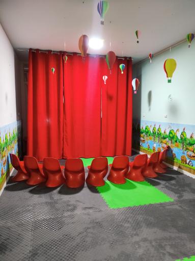 عکس مهدکودک همبازی