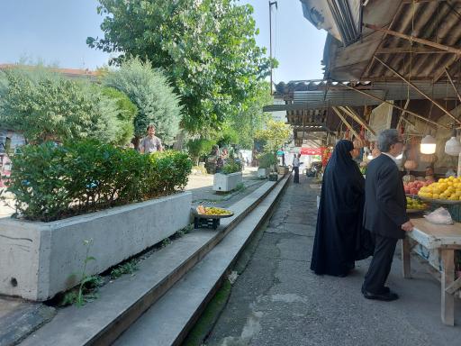 عکس میدان میوه و تره بار میرزا کوچک