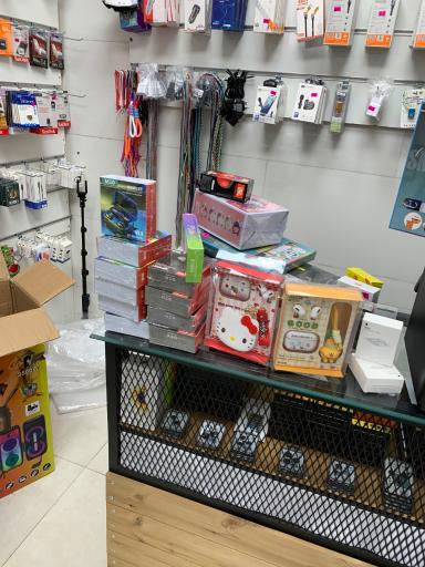 عکس لوازم جانبی موبایل روح نواز 